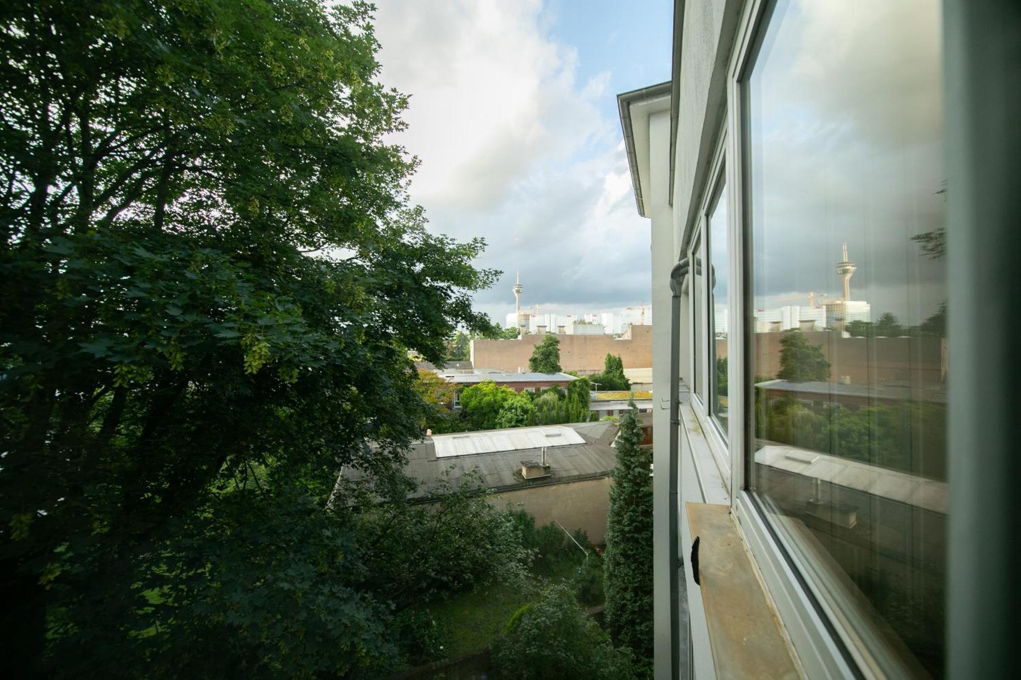 Bright - Zentral Mit Kueche - 65 Sqm - Messe Appartement Düsseldorf